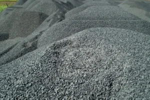 Pó de brita: origem, processo de obtenção e utilidades na construção civil